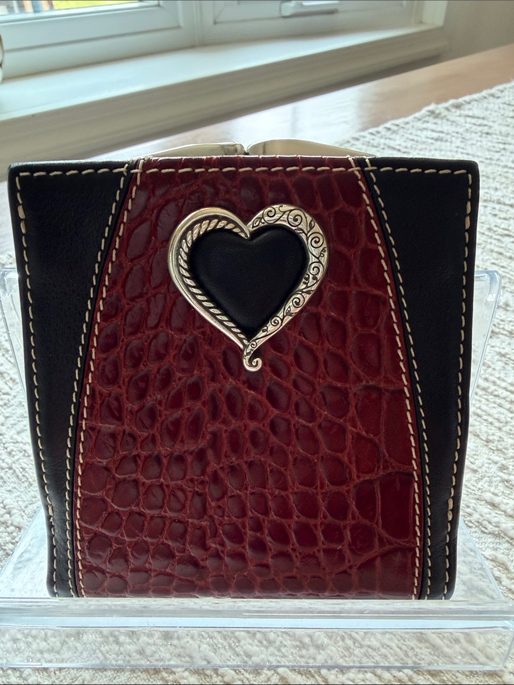 Brighton Black Leather with Brown Croc Embossed Bifold Wallet w/Framed Kisslock